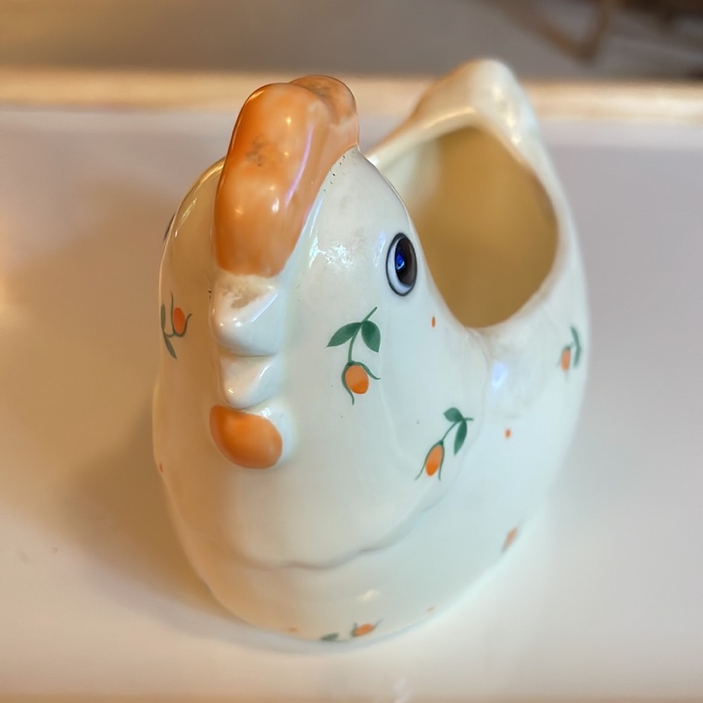 Cream Chicken Open Design Intricate Peach Tulips All Over Ceramic Chick - Picture 2 of 5